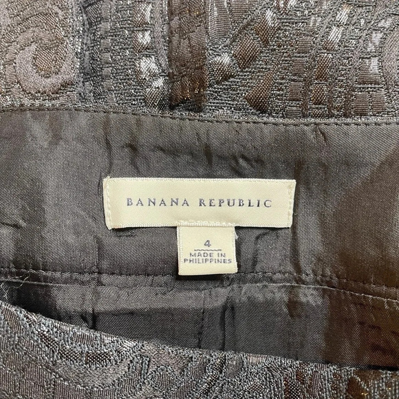 Banana Republic Black Jaquard Print Pleated Skirt - Picture 6 of 7